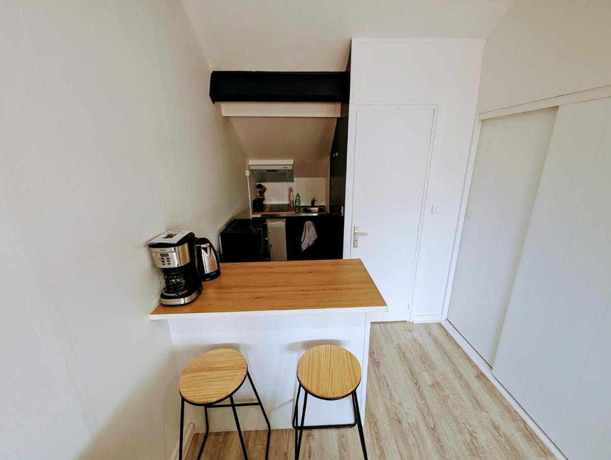Studio Hyper-Centre La Rochelle, A Deux Pas Du Vieux Port Lägenhet La Rochelle  Exteriör bild